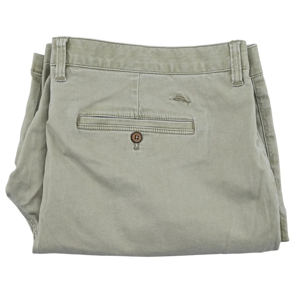 Tommy Bahama Boracay Chino Shorts Mens 42x9 Khaki Casual Coastal Resort Luxury